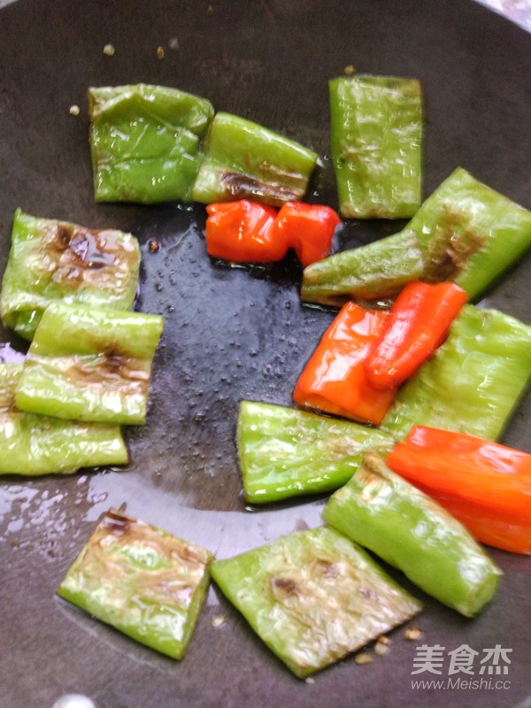 虎皮尖椒的做法