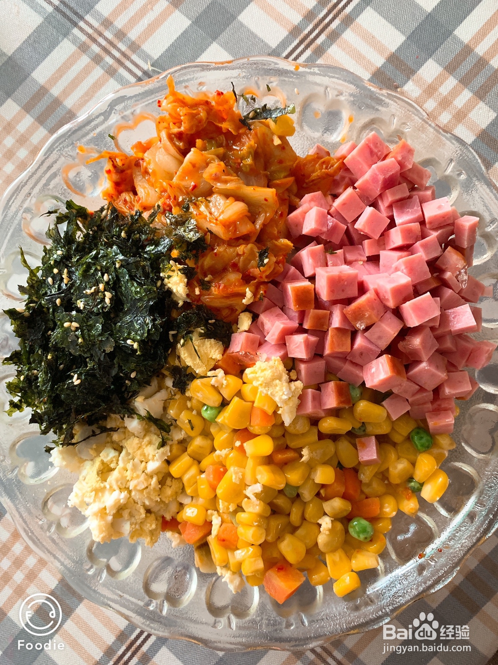 厨房小白做韩式辣白菜火腿饭团