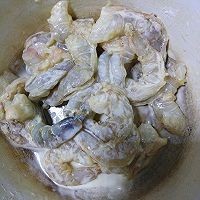 手把手教您学做蒸靠谱菠萝虾球