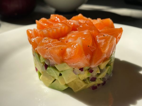 三文鱼牛油果塔塔