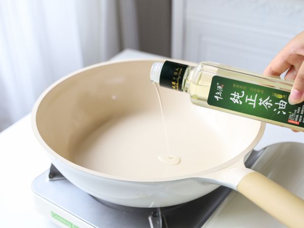 京酱肉丝用它做