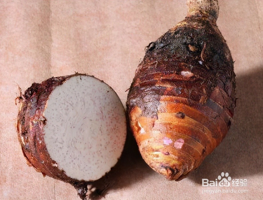 家庭自制葱烧芋头