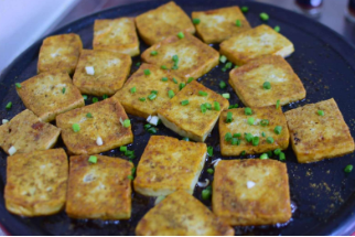 营养丰富-家常铁板豆腐