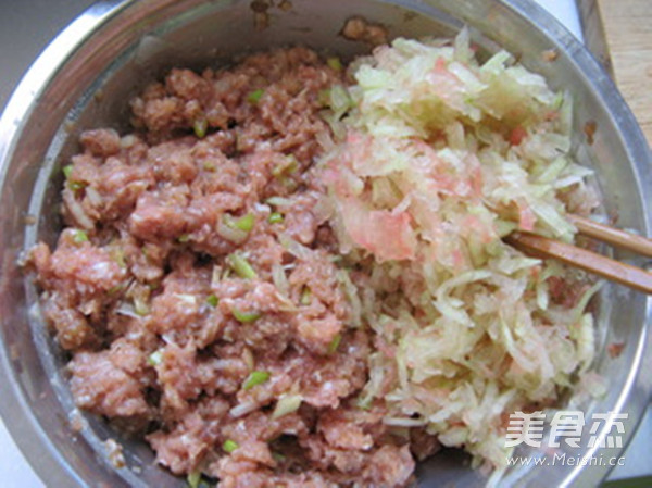 西瓜锅贴的做法