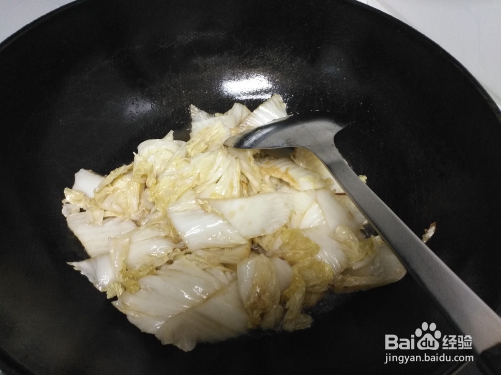 如何在家制作酸辣大白菜