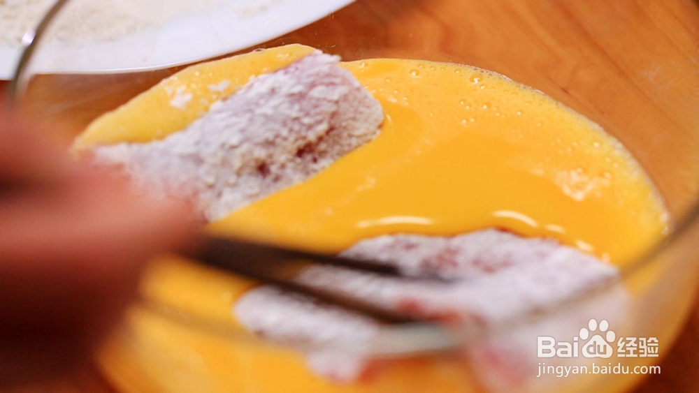 酥脆又多汁！猪排这么做连吃3块都不够！