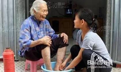 怎样和挑剔的母亲相处？