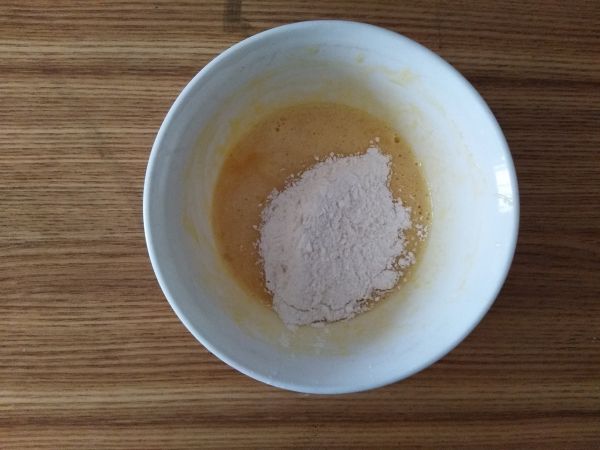 蛋香葡萄干咖啡吐司