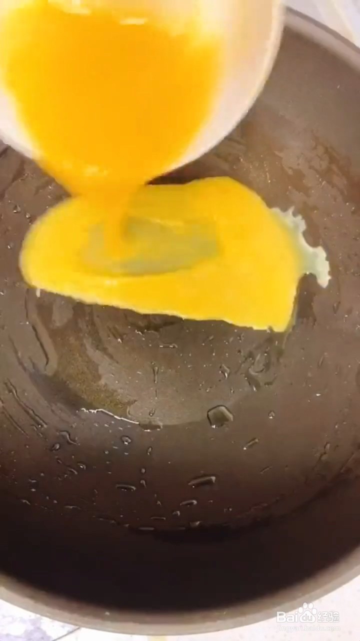 如何制作凉拌菠菜蛋皮粉丝