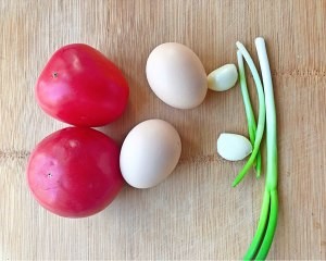 健康养生佳品西红柿炒鸡蛋的做法