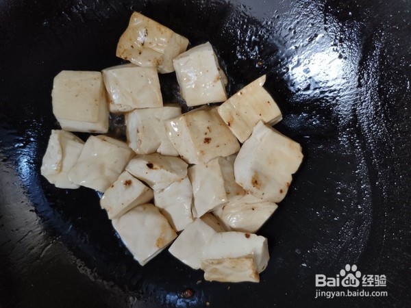 豆腐焖鱼的做法
