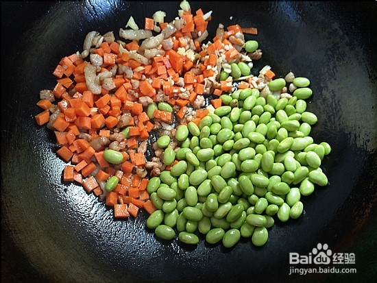 胡萝卜毛豆炒肉丁的做法