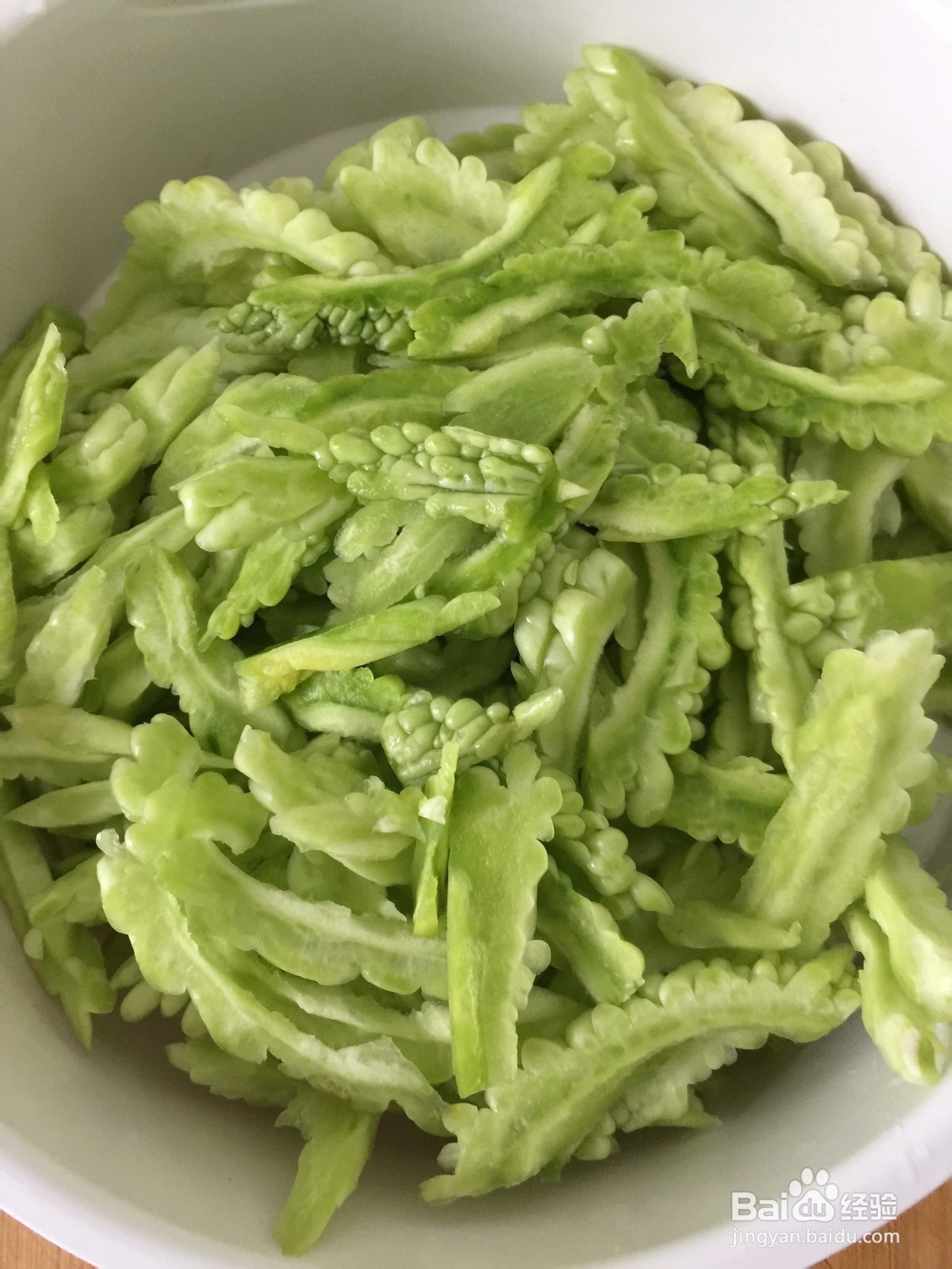 苦瓜炒瘦肉的家常做法