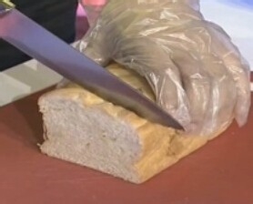 如何切面包不掉渣