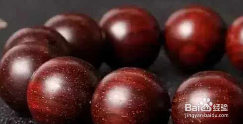 小叶紫檀和血檀有什么区别