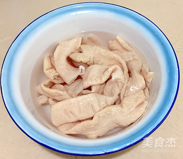 油泼辣子肥肠面