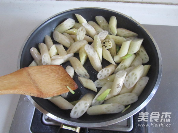 清炒藕带的做法