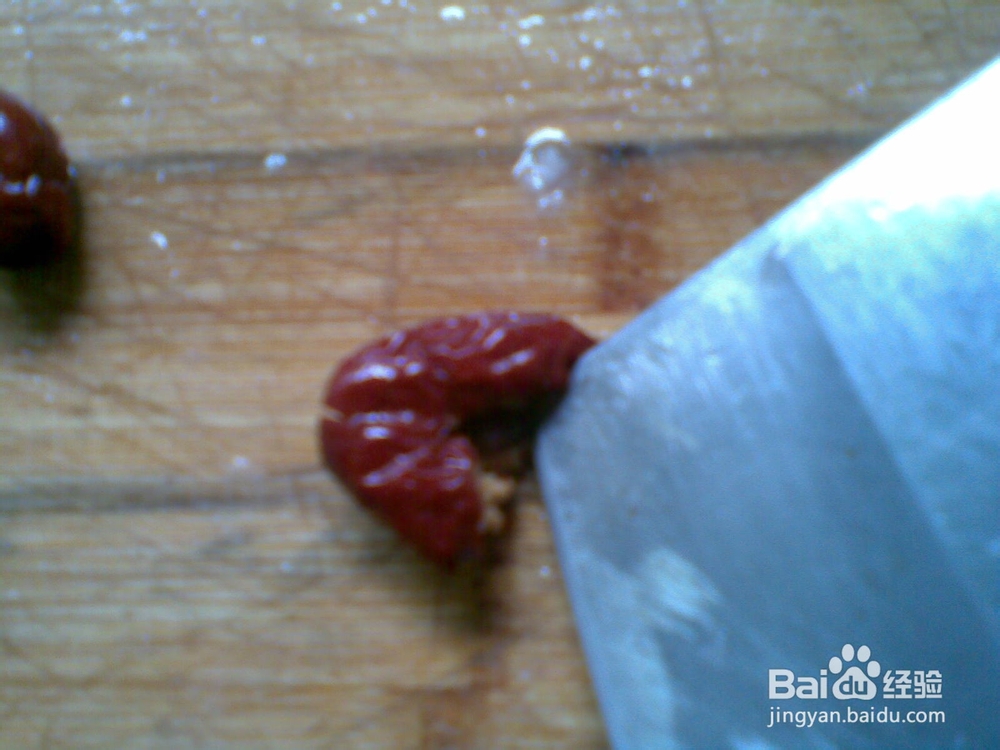 莲藕猪手汤烹制方法