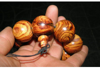 黄花梨怎么鉴别