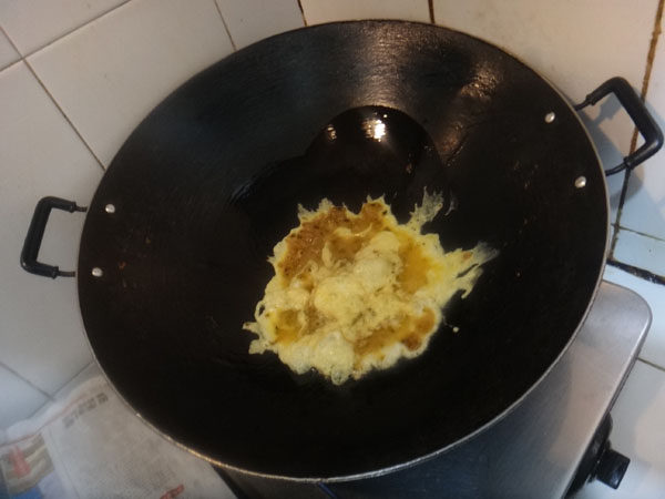 宝宝营养必备——菜脯煎土鸡蛋