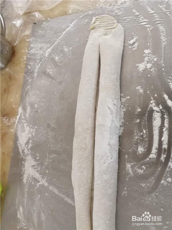 瘦肉丁黄瓜丝拌面