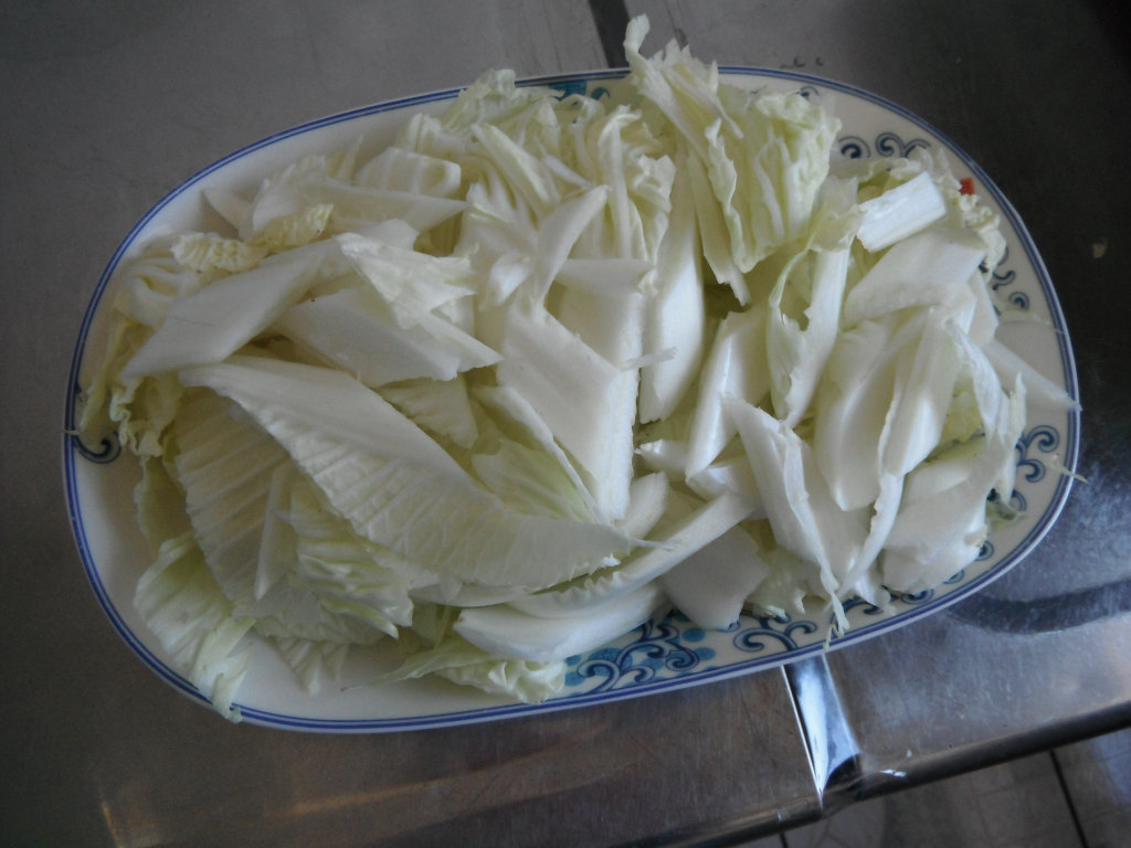 白菜炒豆皮的做法，妈妈们快收！