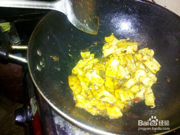 香干青椒的做法