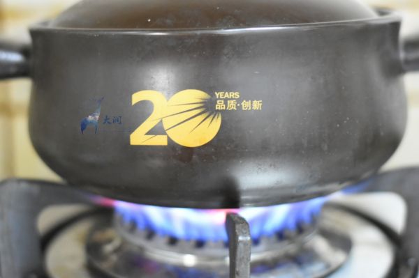 蒜台干锅鸭掌#食光社干锅鸭#