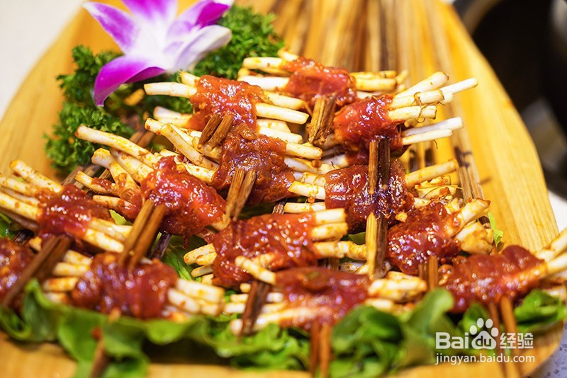 钢五区小郡肝麻辣串串香的制作方法