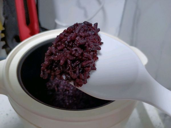 低卡紫米酸奶杯