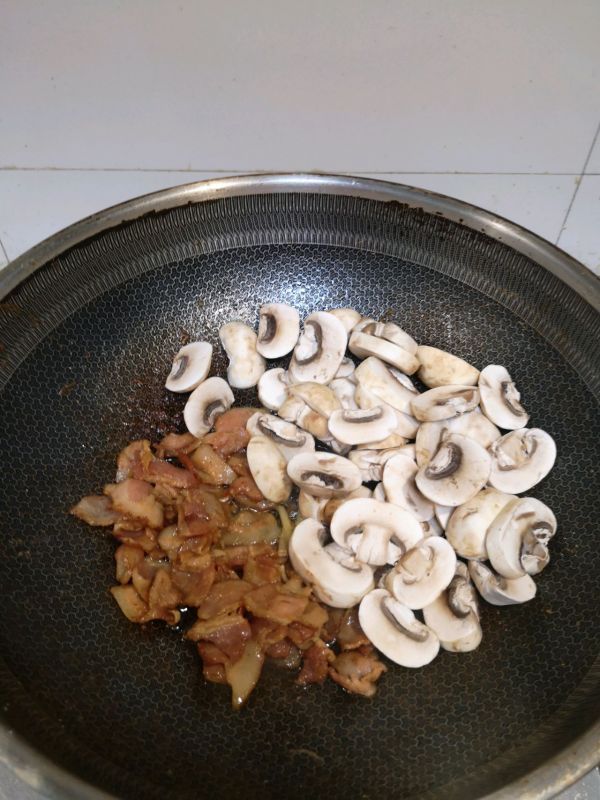 培根炒蘑菇彩椒