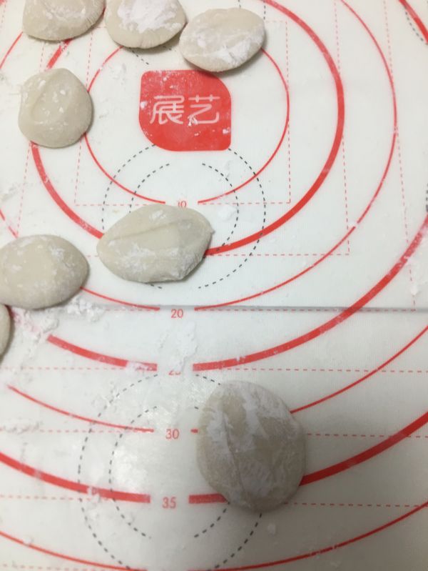 芹菜香菇鲜肉饺子