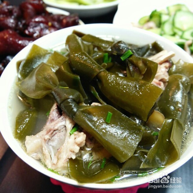 排骨炖海带汤的制作方法