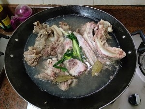 养生食补萝卜焖牛腩