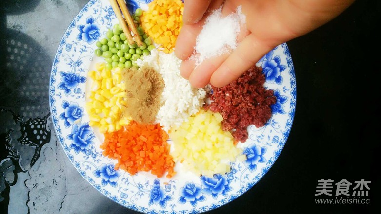 彩色糯米蛋的做法