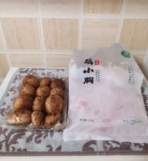 黑椒蒜香鸡肉蘑菇