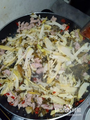 食补养生苦笋酸菜炒肉的做法