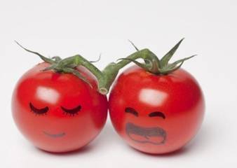 桃子和西瓜不能同时吃当心这些夏季