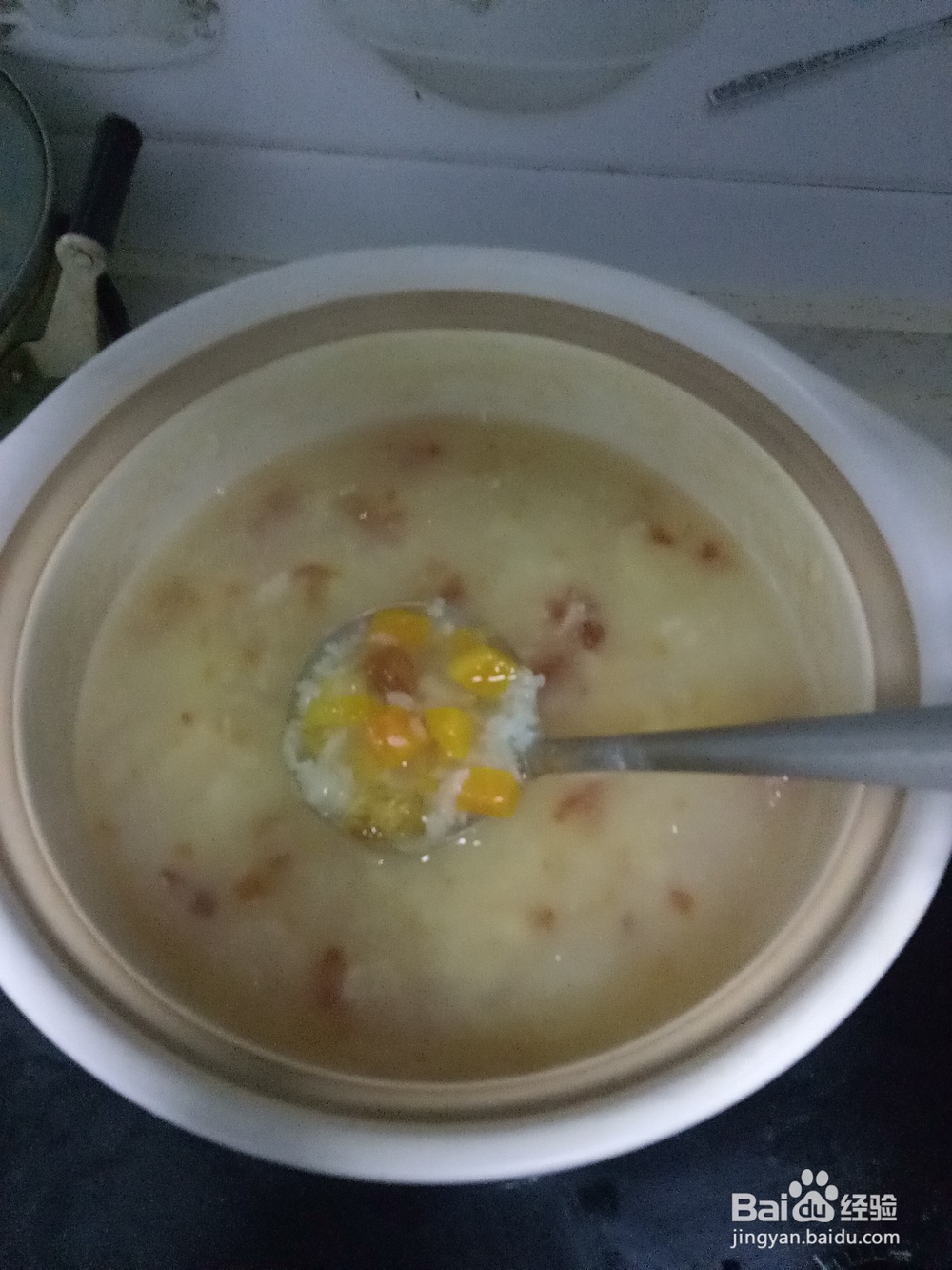 红薯桃胶银耳粥