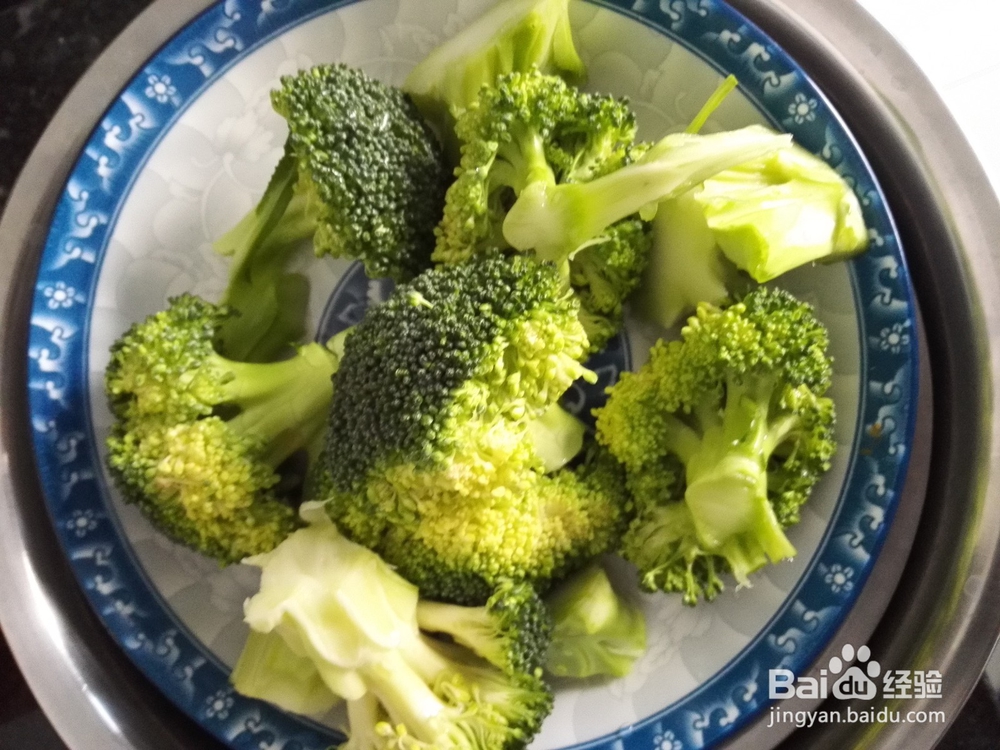 如何做好一顿自制素菜火锅的准备工作