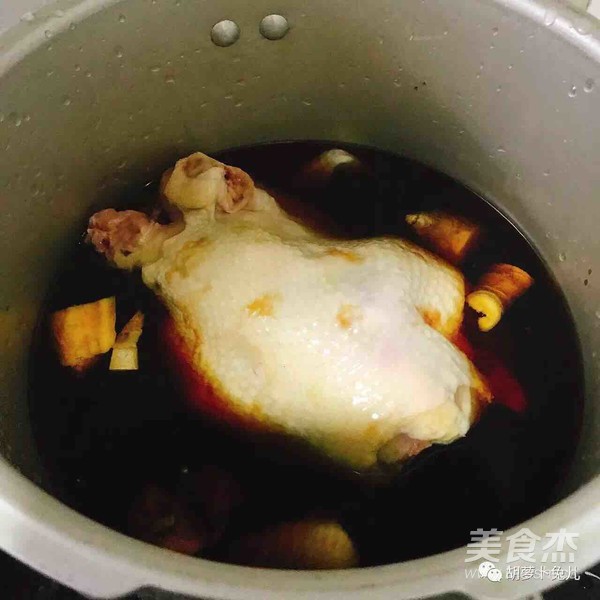 家庭秘制酱油鸡