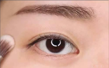 电眼妆画法教程