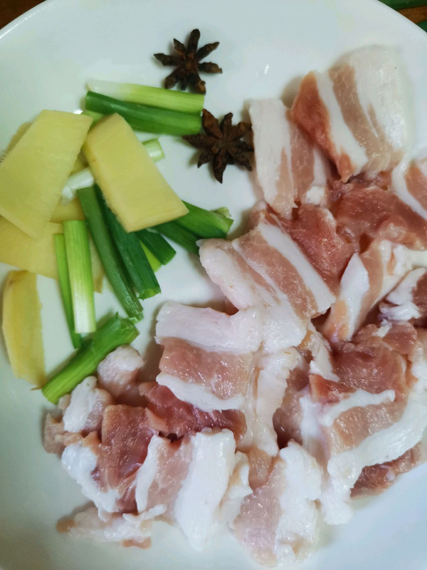 五花肉炖白菜豆腐粉条