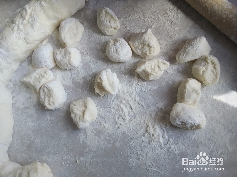 剩菜怎么吃；酸菜馅饺子，