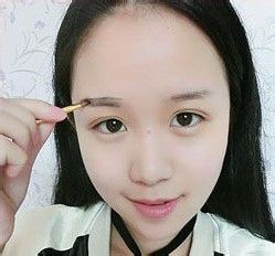 怎样式电力大眼妆变甜心芭比