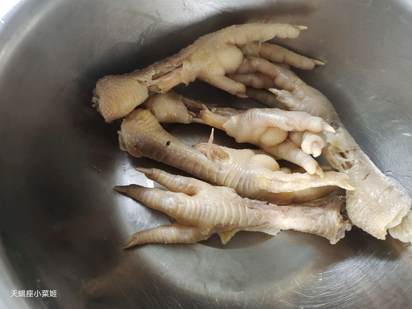 网红柠檬酸辣凤爪