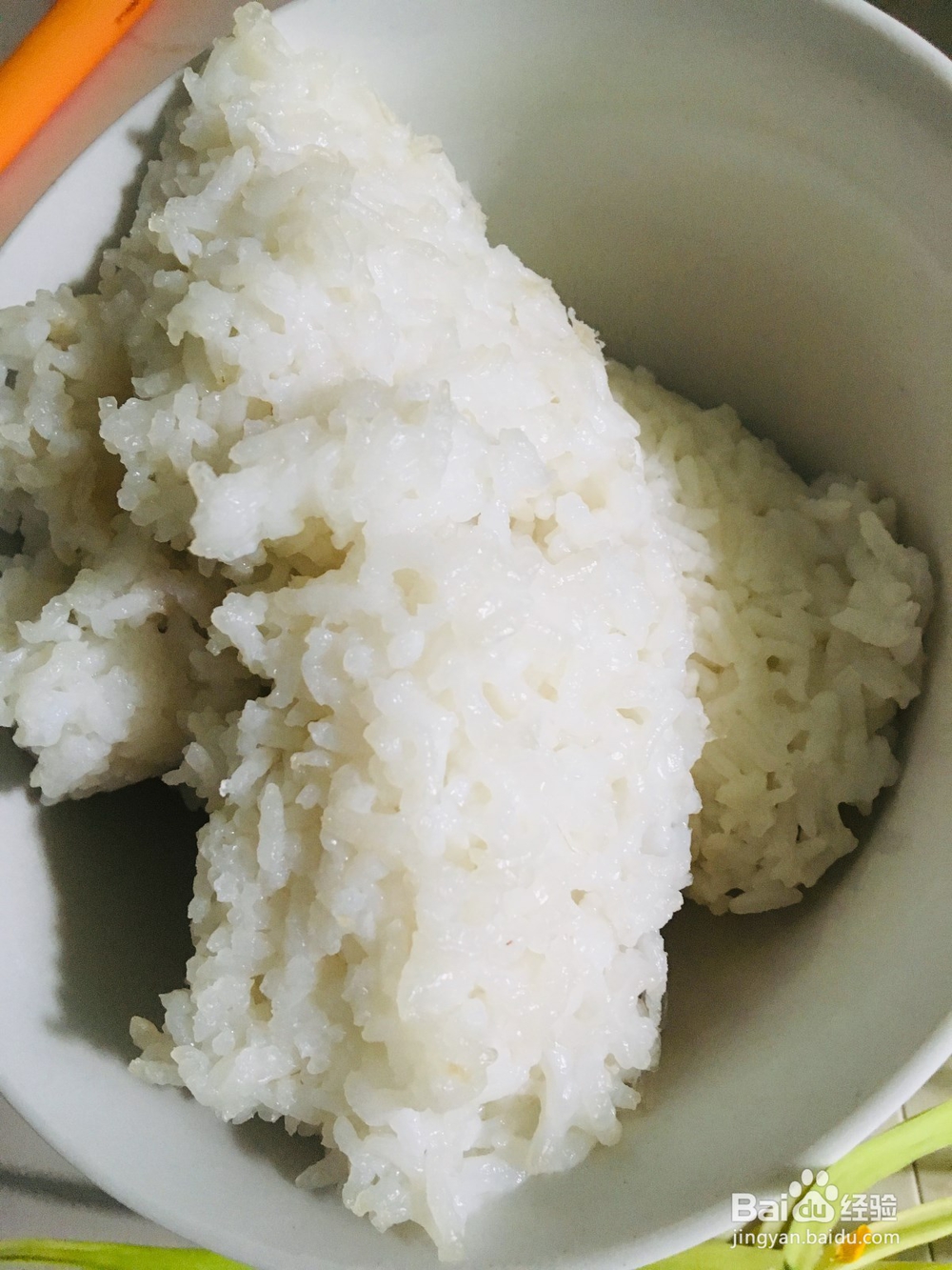 香菇白菜炒瘦肉饭的做法