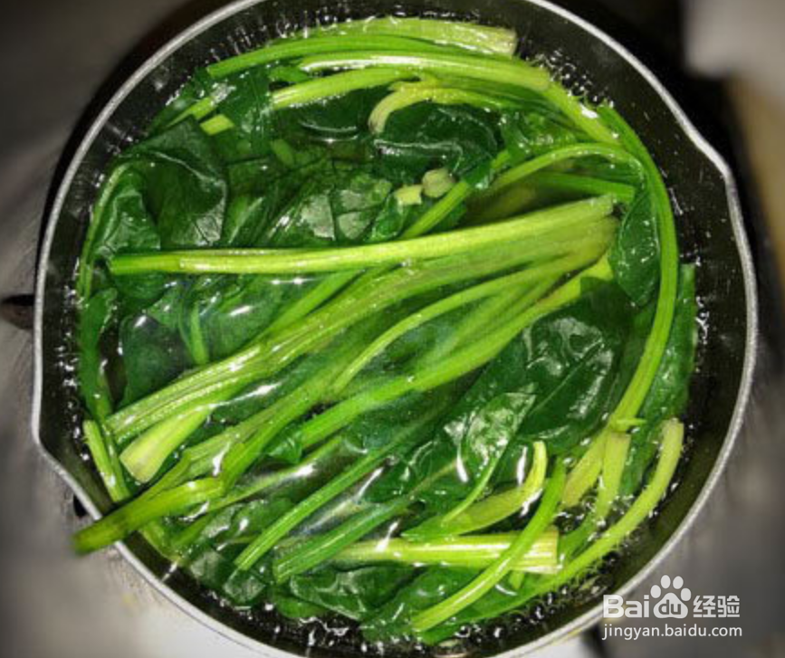 在家也能做出色香味俱全的凉拌菠菜