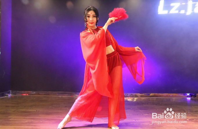 小公司怎样安排年会节目