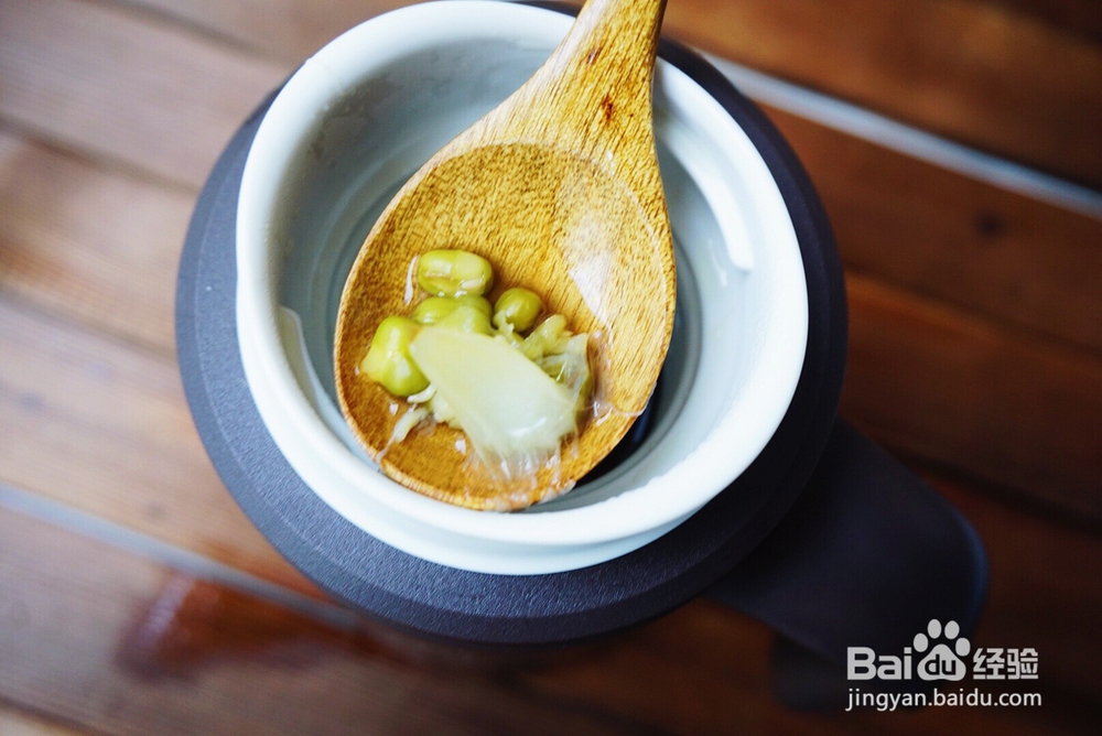 冰糖绿豆百合汤的做法